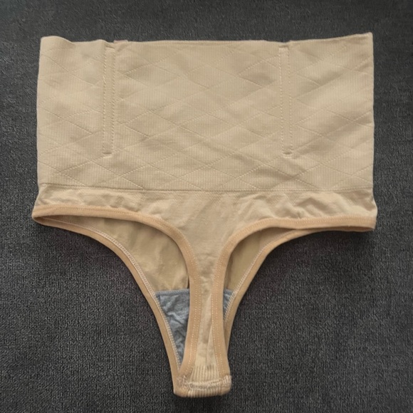 New! Tan Thong Shapewear Panties SZ Small - Picture 4 of 4